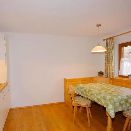 Hauser By Interhome Vakantiehuis Mayrhofen