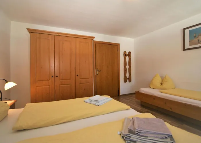 Hauser By Interhome Casa de Férias